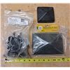 Image 1 : 8 4/6 post caps, 3 bags of 2/2 universal swivel bracket