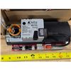 Image 4 : 3 Delta VAV controllers- new