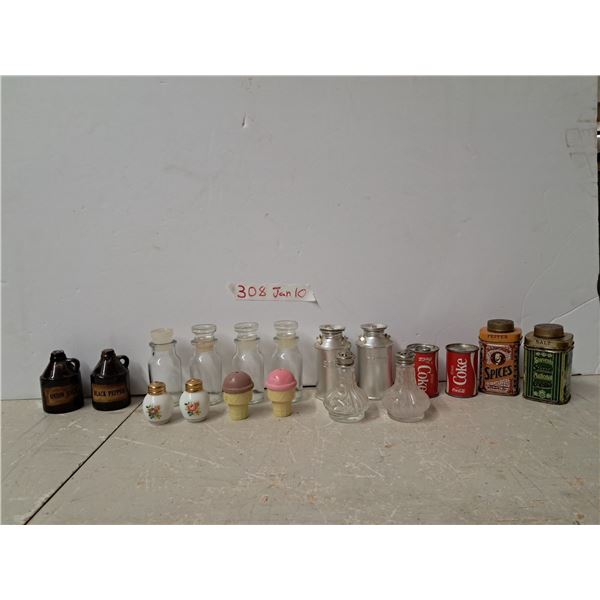 salt + pepper shakers