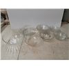 Image 1 : glass bowls