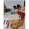 Image 3 : cutting boards + cake decorating misc