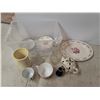 Image 1 : glass dishes