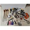 Image 1 : kitchen utensils misc