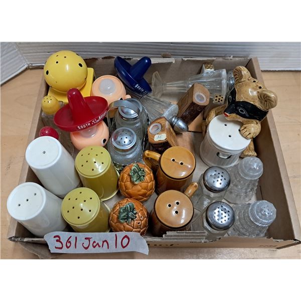salt + pepper shakers