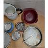 Image 3 : misc kitchenware