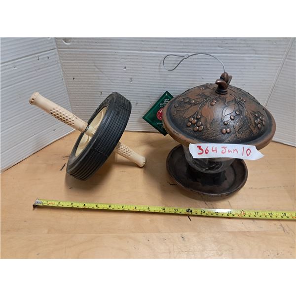 bird feeder and wheel