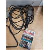 Image 3 : trouble light, black + decker saw, pool pcs