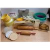 Image 1 : tupperware lot + rolling pins