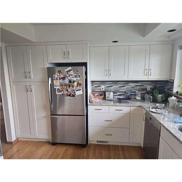 Full cabinet set, kitchen, dining room, laundry unit *See Desc.*