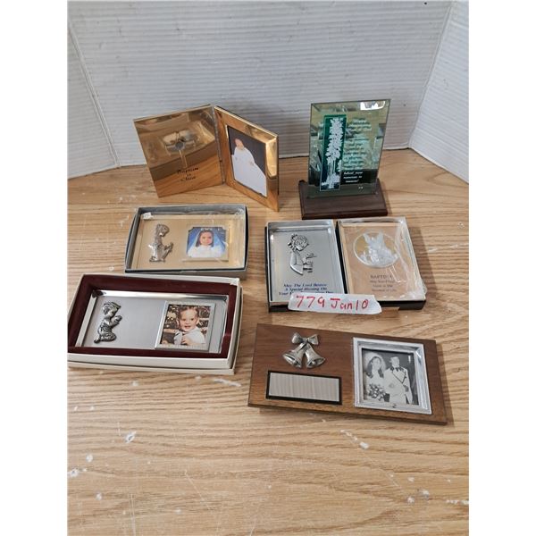 picture frames + décor
