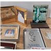 Image 4 : picture frames + décor