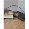 Image 3 : 5 radios (not tested)