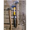 Image 1 : 3 axes