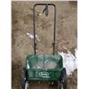 Image 1 : Seed spreader