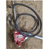 Image 2 : Fuel pump with line