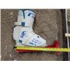 Image 5 : 62" Omega Woodcore Pulsar RU Skis w/ Poles and Ski Boots