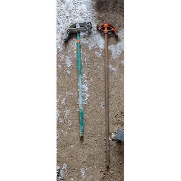 2 Pipe Benders