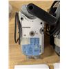 Image 2 : (2) Siemens Open Air GMA Series Rotary Spring Return Actuator (Possibly Never Used) (2) Different En