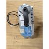 Image 2 : (2) Siemens Open Air GMA Series Rotary Spring Return Actuator (Possibly Never Used) (2) Different En