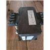 Image 3 : Box of electrical componants and parts