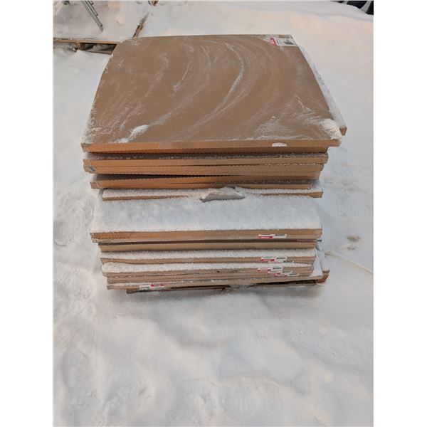 Pallet of D3330WHW 33Wx30H DR PK WHistler WHT Euro-rite Cabinets
