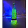 Image 1 : Automobile bud/flower vase Uranium