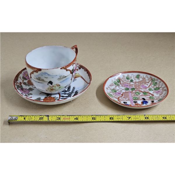 Vintage Hand Painted Japanese Porcelain Tea Set, Saucer