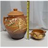 Image 2 : roseville U.S.A. 3 piece (big pot small chip and crack)