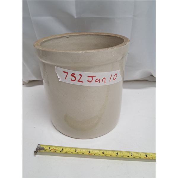 Crock (crack shown in picture + small chip)