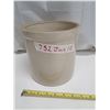 Image 1 : Crock (crack shown in picture + small chip)