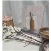 Image 2 : floral décor, basket, canvas painting, flower pots, popcorn popper misc