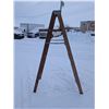 Image 1 : Vintage Wooden Ladder (73")