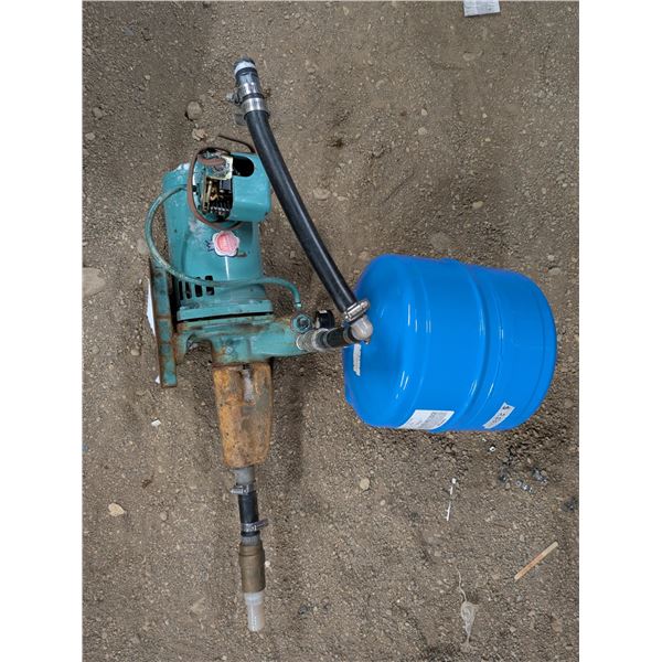 Model V15P Ser. GF8817 Canadian Water System Association A.O.Smith Aqua-Air Water System tank (Some 