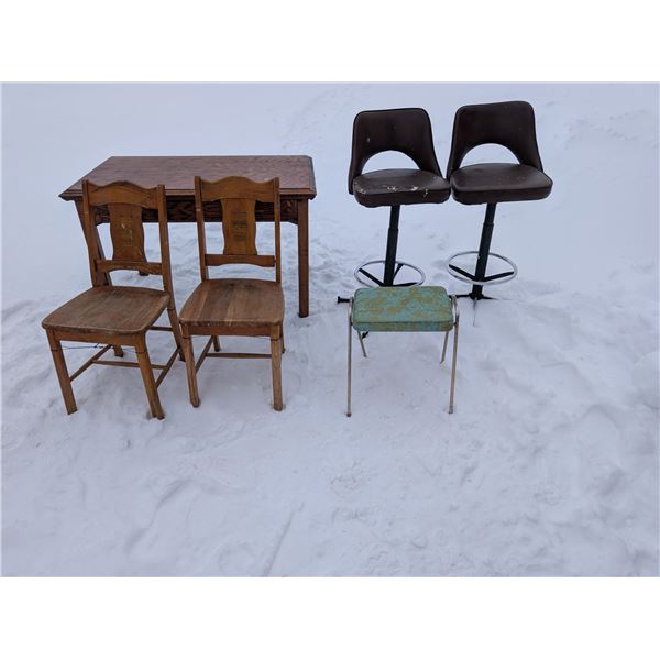 Lot of Chairs, Island Chairs Stool and Wooden Table