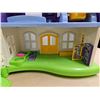 Image 5 : Fisher Price Doll House w/ Figures