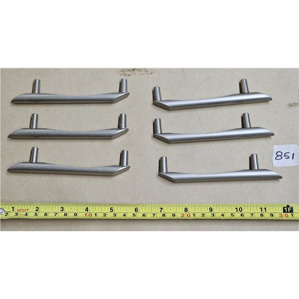 (6) Solid Metal Drawer/Cupboard Pulls