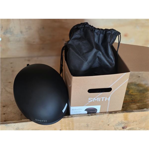 Cycling helmet- new