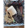 Image 2 : Lot of shop supplies, sand paper
