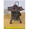 Image 3 : 3 footed cast iron lantern