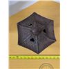 Image 4 : 3 footed cast iron lantern