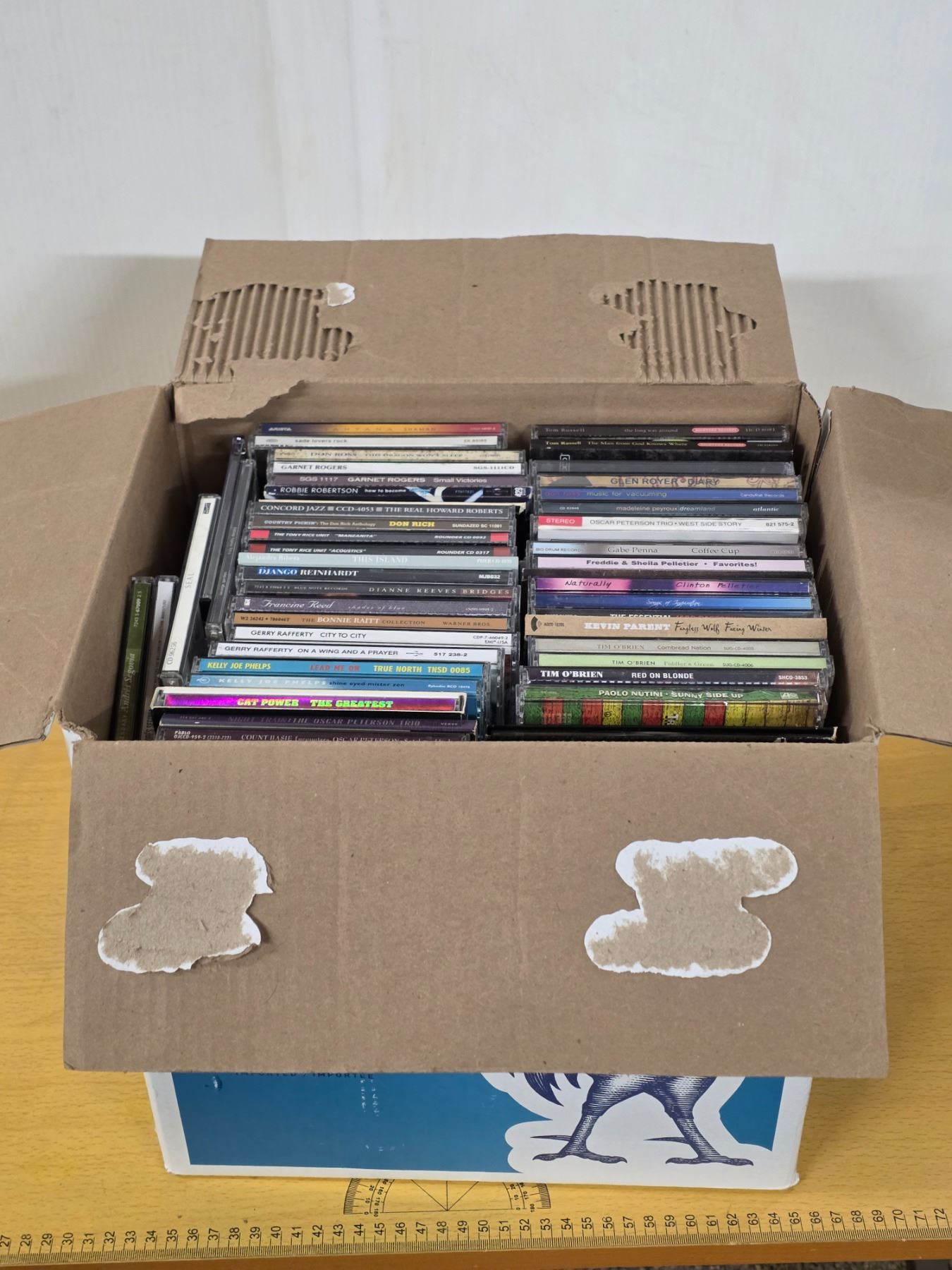 Cd Box Box of cds - Schmalz Auctions