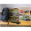 Image 1 : Fishing gear and 2 filiting knives