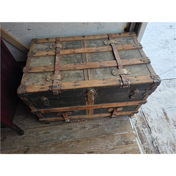 Chest with contents