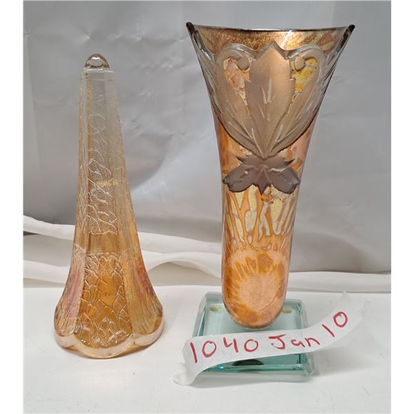2 piece glass décor pieces