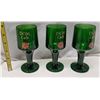 Image 2 : 3 green glass wine cups
