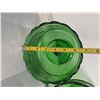 Image 2 : 4 green glass dishes
