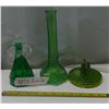 Image 1 : green glass ormaments