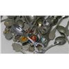 Image 2 : 30 souvenir spoons