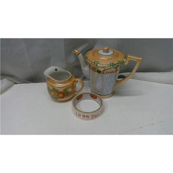 cream + tea glass pots