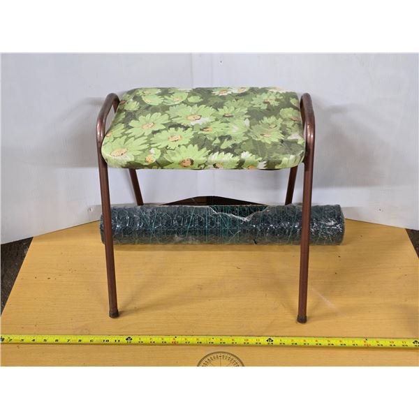 Stool and poultry wire- new